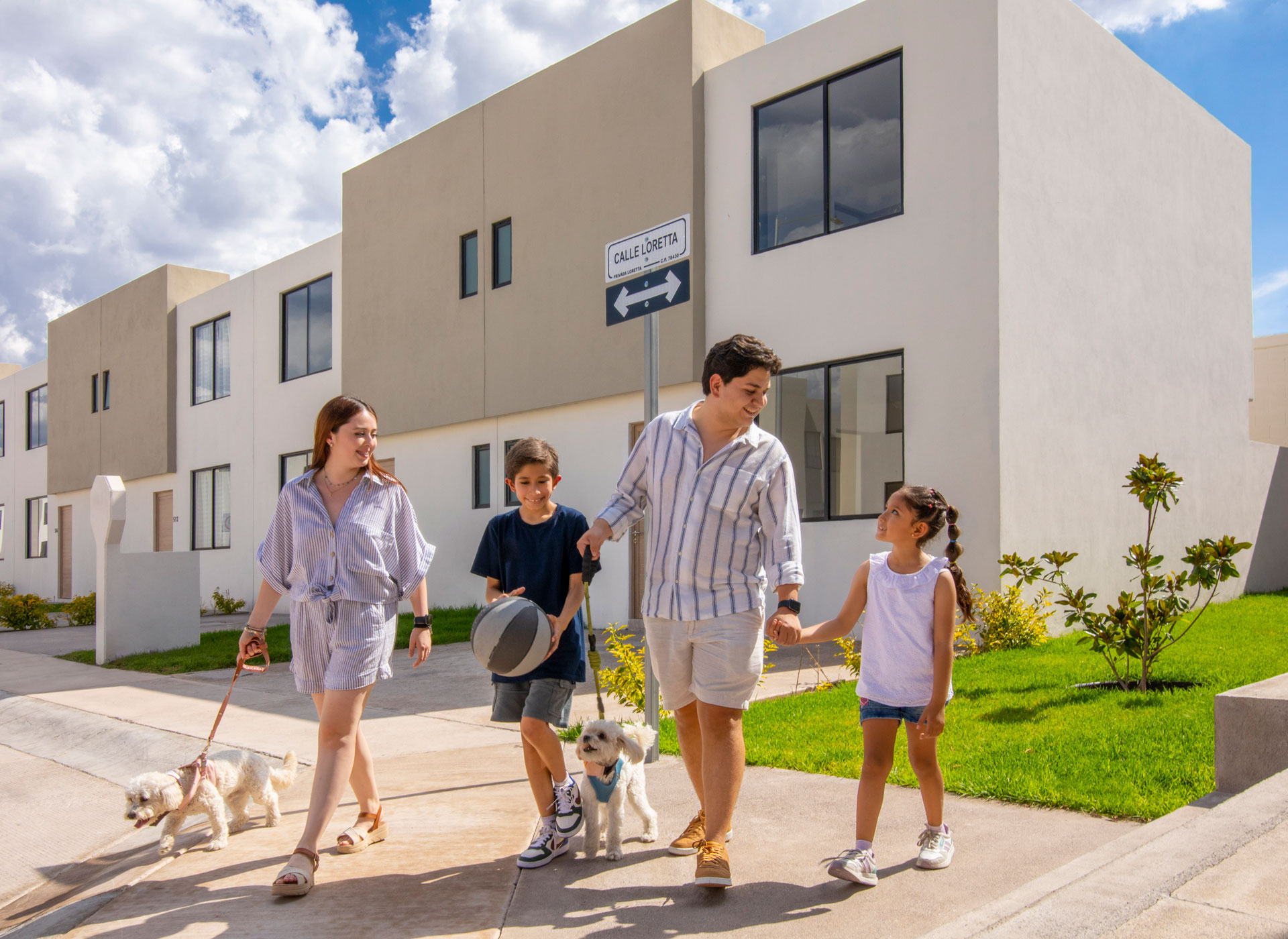 familia feliz loretta residencial